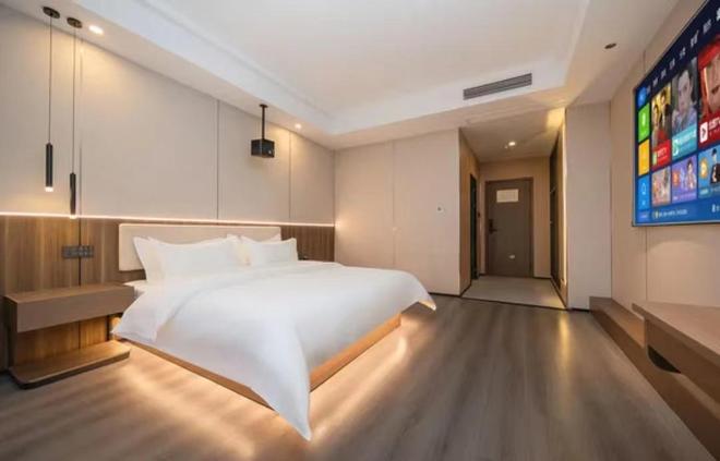 择指南:打造高品质影音房体验麻将胡了酒店专业投影仪系统选(图2) 择指南:打造高品质影音房体验麻将胡了酒店专业投影仪系统选(图2)