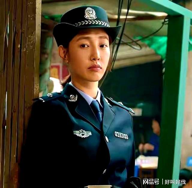 的她把过气女明星的惨体现的淋漓尽致麻将胡了试玩大破防！这一次41岁(图2)