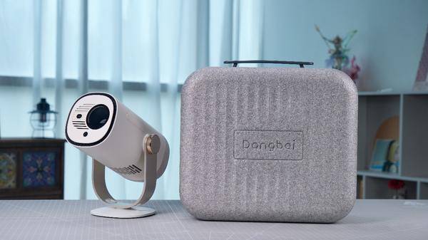 投影仪当贝Smart1户外电影之夜的理想之选PG麻将胡了免费试玩模拟器有没有适合户外用的(图2) 投影仪当贝Smart1户外电影之夜的理想之选PG麻将胡了免费试玩模拟器有没有适合户外用的(图2)